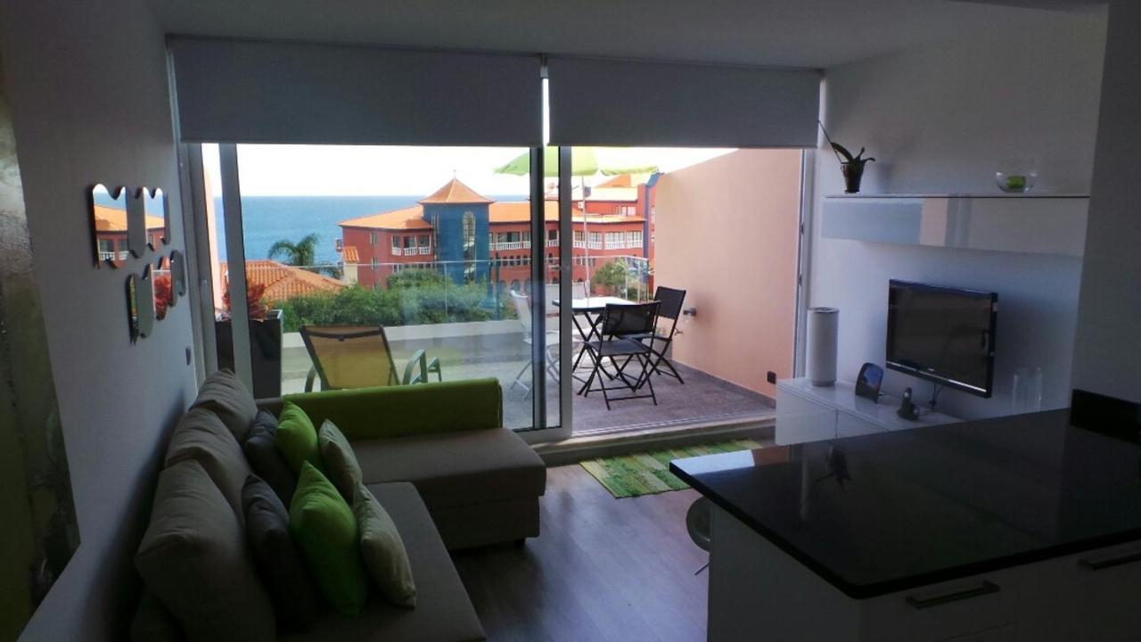 Ventur Balcony