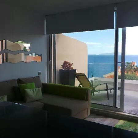 Ventur Balcony Apartment Canico  Room photo